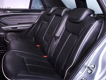 Mercedes-Benz M-Класс, 2011г., полный привод, автомат