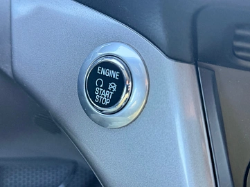 Ford Kuga, 2015г., передний привод, автомат
