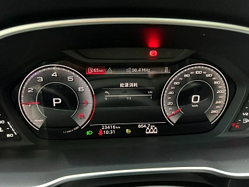Audi Q3, 2023г., передний привод, робот