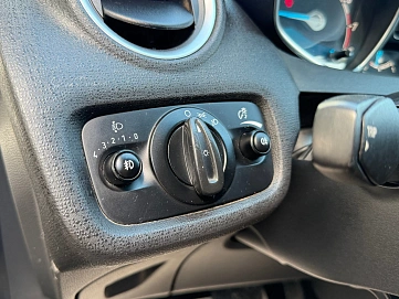 Ford Fiesta, 2015г., передний привод, робот