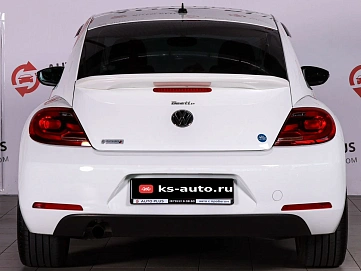 Volkswagen Beetle, 2014г., передний привод, механика