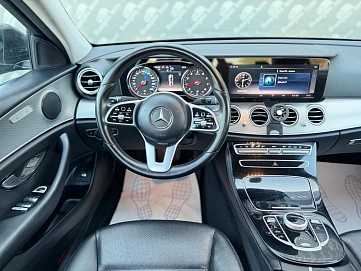 Mercedes-Benz E-Класс, 2018г., задний привод, автомат