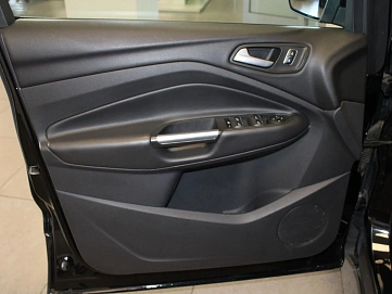 Ford Kuga, 2017г., передний привод, автомат