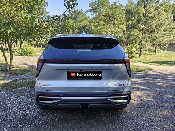 Geely Atlas, 2024г., передний привод, робот