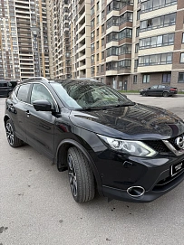 Nissan Qashqai, 2015г., полный привод, вариатор