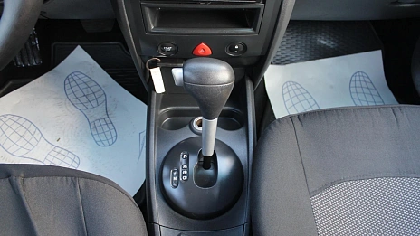 Renault Megane, 2006г., передний привод, механика