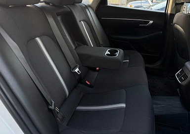 Hyundai Sonata, 2020г., передний привод, автомат