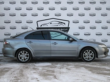 Mazda 6, 2006г., передний привод, механика