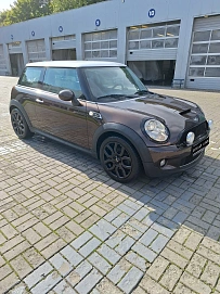Mini Hatch, 2010г., передний привод, механика