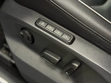 Volkswagen Tiguan, 2017г., полный привод, робот