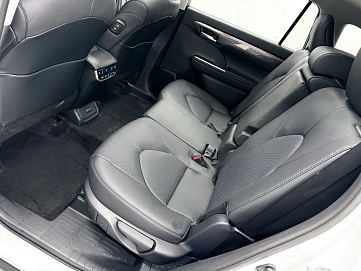 Toyota Highlander, 2026г., полный привод, автомат