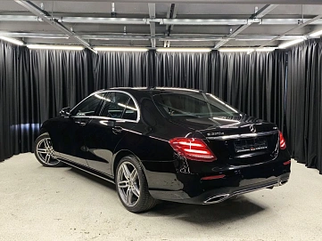 Mercedes-Benz E-Класс, 2020г., полный привод, автомат