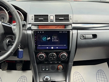 Mazda 3, 2008г., передний привод, механика