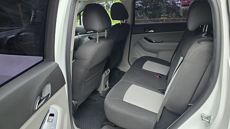Chevrolet Orlando, 2014г., передний привод, автомат