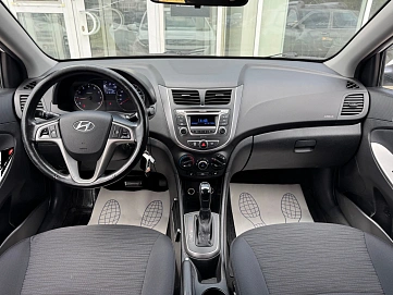 Hyundai Solaris, 2016г., передний привод, автомат