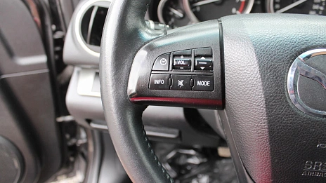 Mazda 6, 2011г., передний привод, механика