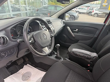 Renault Sandero, 2017г., передний привод, автомат