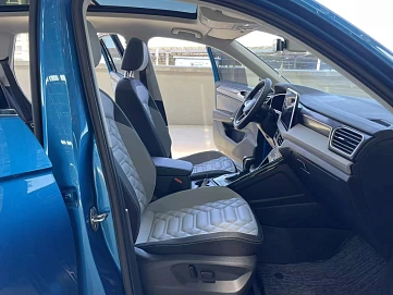 Volkswagen Tayron, 2022г., передний привод, робот