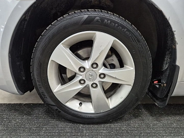 Hyundai Sonata, 2011г., передний привод, автомат