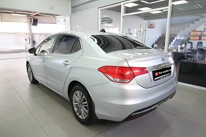 Citroen C4, 2015г., передний привод, автомат