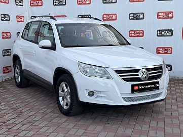 Volkswagen Tiguan, 2010г., передний привод, механика