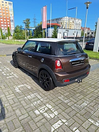 Mini Hatch, 2010г., передний привод, механика