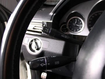 Mercedes-Benz E-Класс, 2011г., задний привод, автомат