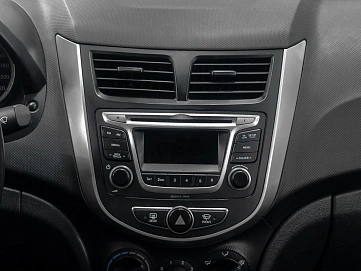 Hyundai Solaris, 2015г., передний привод, автомат