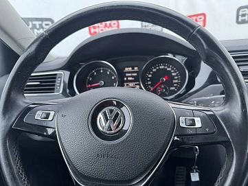 Volkswagen Jetta, 2017г., передний привод, робот
