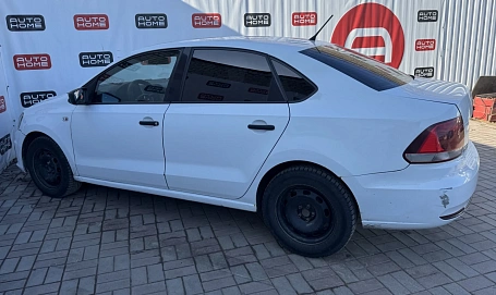 Volkswagen Polo, 2016г., передний привод, механика
