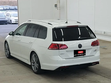 Volkswagen Golf, 2015г., передний привод, робот