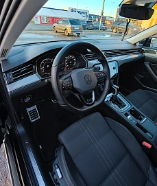 Volkswagen Passat, 2019г., полный привод, робот