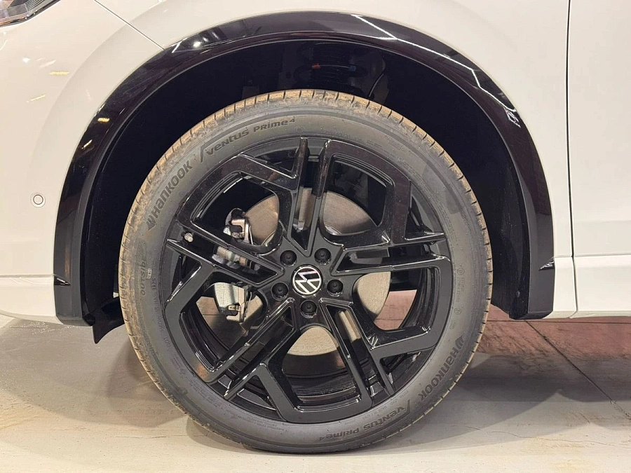 Volkswagen Tiguan, 2026г., полный привод, робот