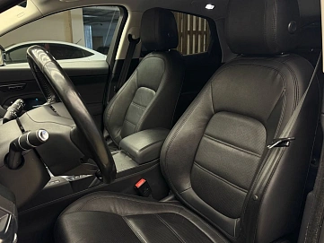 Jaguar E-Pace, 2018г., полный привод, автомат