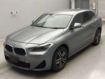 BMW X2, 2023г, передний привод, робот