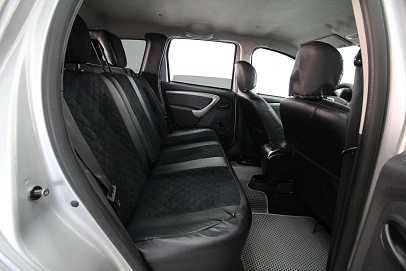 Renault Duster, 2012г., полный привод, механика