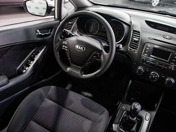Kia Cerato, 2014г., передний привод, механика
