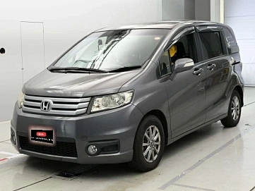 Honda Freed, 2013г., передний привод, вариатор