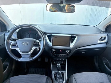 Hyundai Solaris, 2019г., передний привод, механика