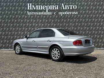 Hyundai Sonata, 2006г., передний привод, механика