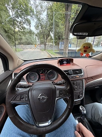 Opel Mokka, 2015г., полный привод, автомат