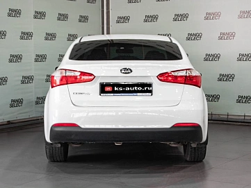Kia Cerato, 2014г., передний привод, механика