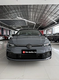 Volkswagen Golf, 2021г., передний привод, робот