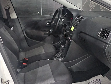 Volkswagen Polo, 2014г., передний привод, автомат