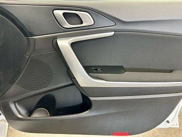 Kia Ceed, 2020г., передний привод, автомат