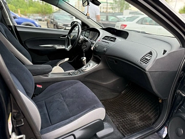 Honda Civic, 2008г., передний привод, робот