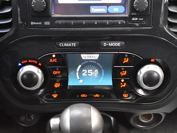 Nissan Juke, 2013г., передний привод, вариатор