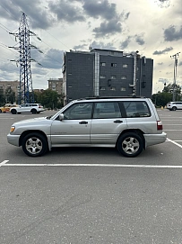 Subaru Forester, 2000г., полный привод, автомат