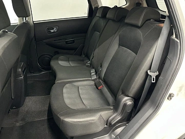 Nissan Qashqai+2, 2011г., полный привод, вариатор