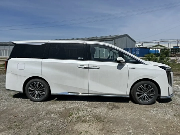 GAC M8, 2023г., передний привод, автомат